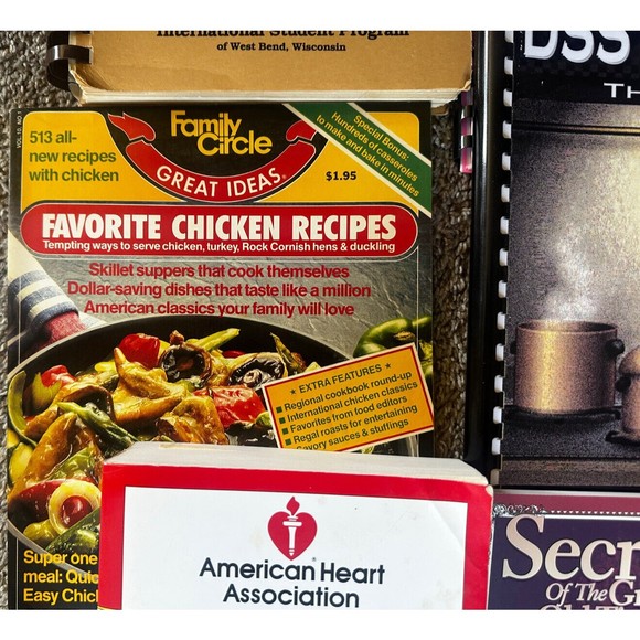 13 Assortment Lot Classic Recipe Cookbooks WE Energies Crisco American Heart - Picture 5 of 11